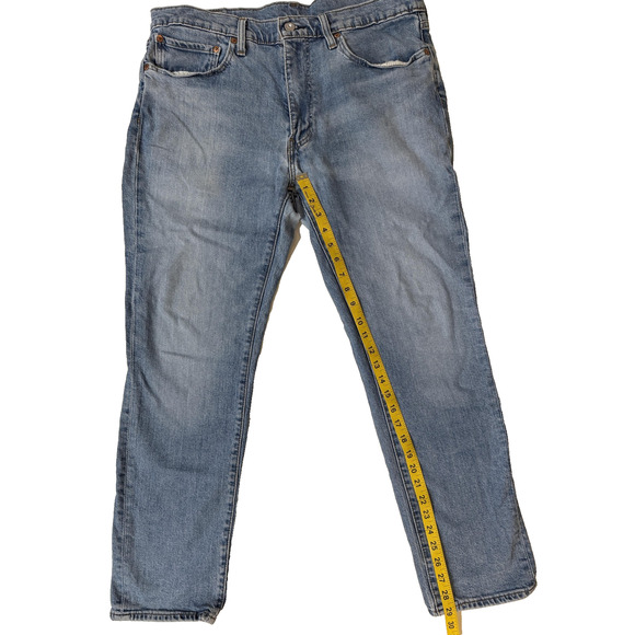Levi's Jeans 505 Mens 36x32 Denim Slim Fit Light Wash Tapered Leg Distressed - Picture 5 of 6